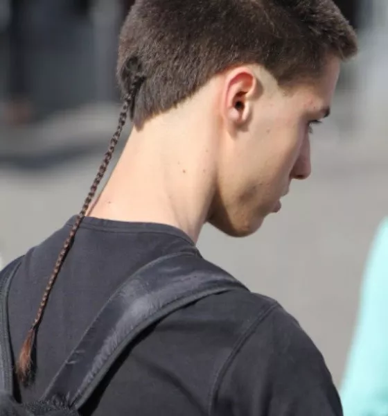 90'S Rat Tail Haircut