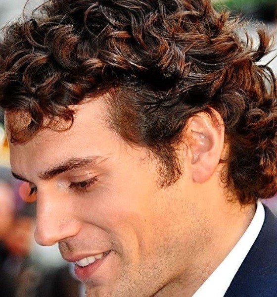Curly Quiff Henry Cavill Haircut