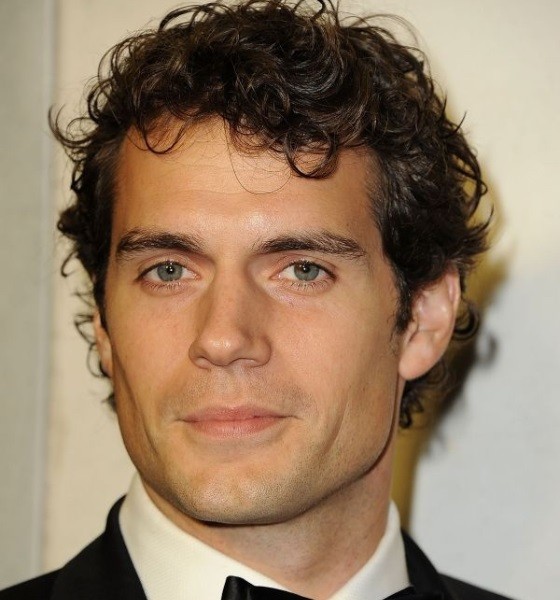 Messy Curls Henry Cavill Haircut