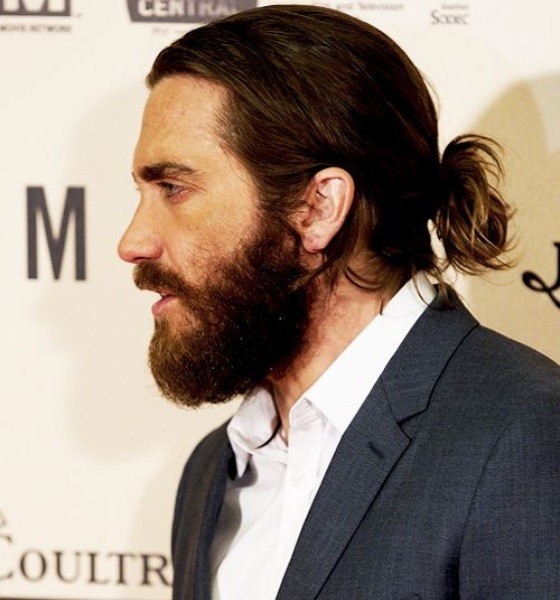 Jake Gyllenhaal Man Bun Haircut