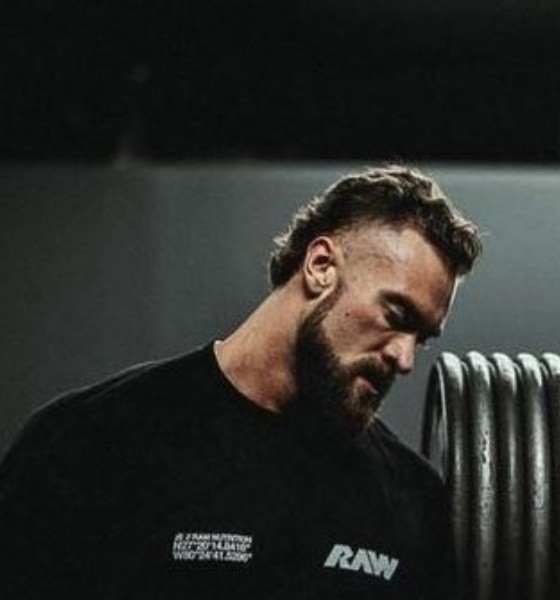 Chris Bumstead Mullet Haircut photo